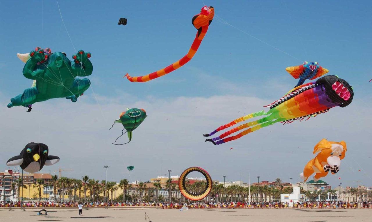 Barraques 65 Playa De Gandia Solo Para Familias المظهر الخارجي الصورة